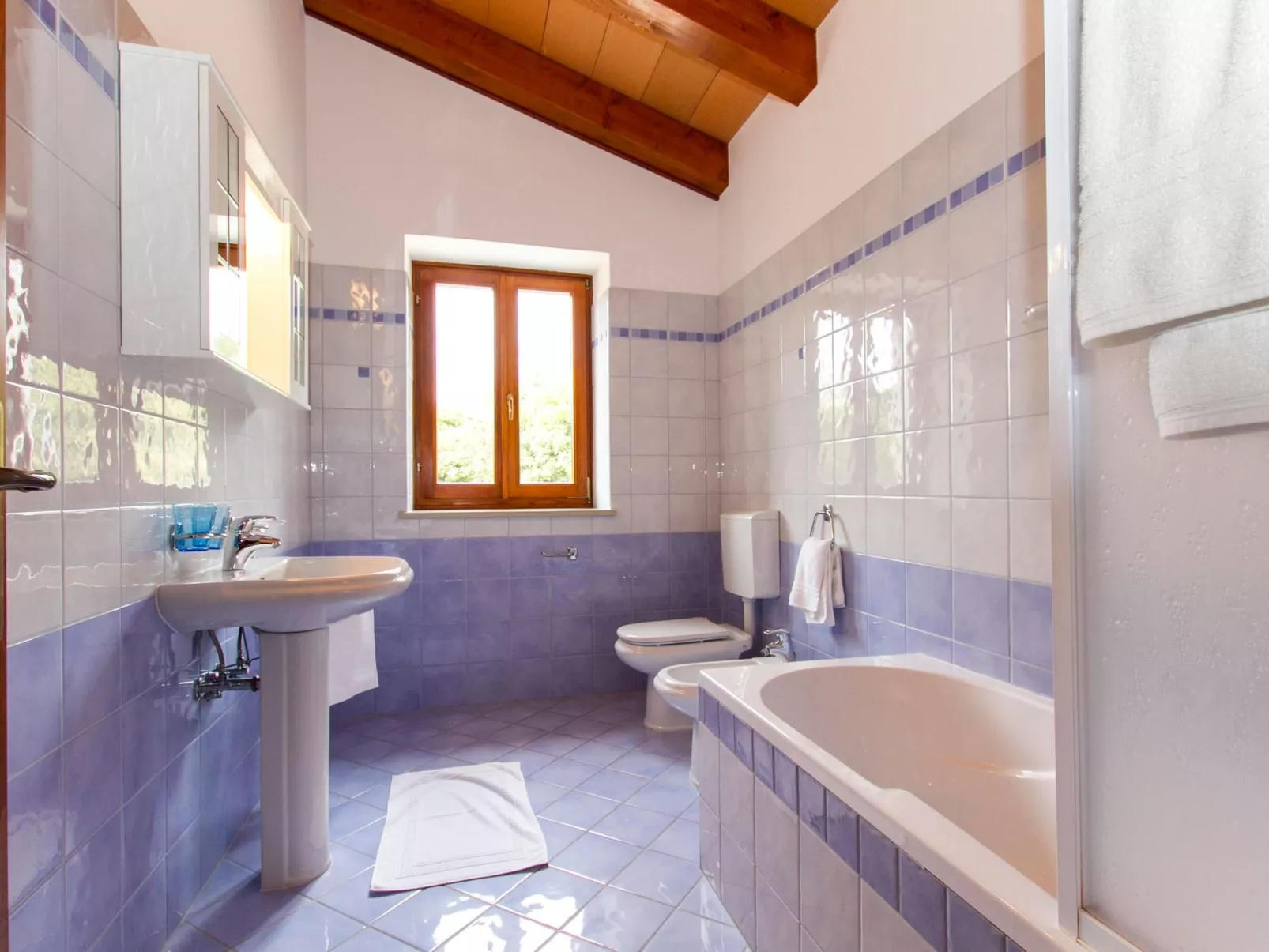 Villa Maggie mit Gemeinschaftspools-Dedans