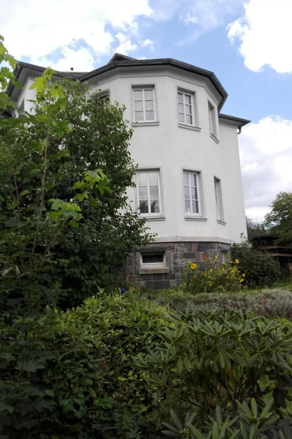 Im Thüringer Wald mit Grill und Garten-Outside