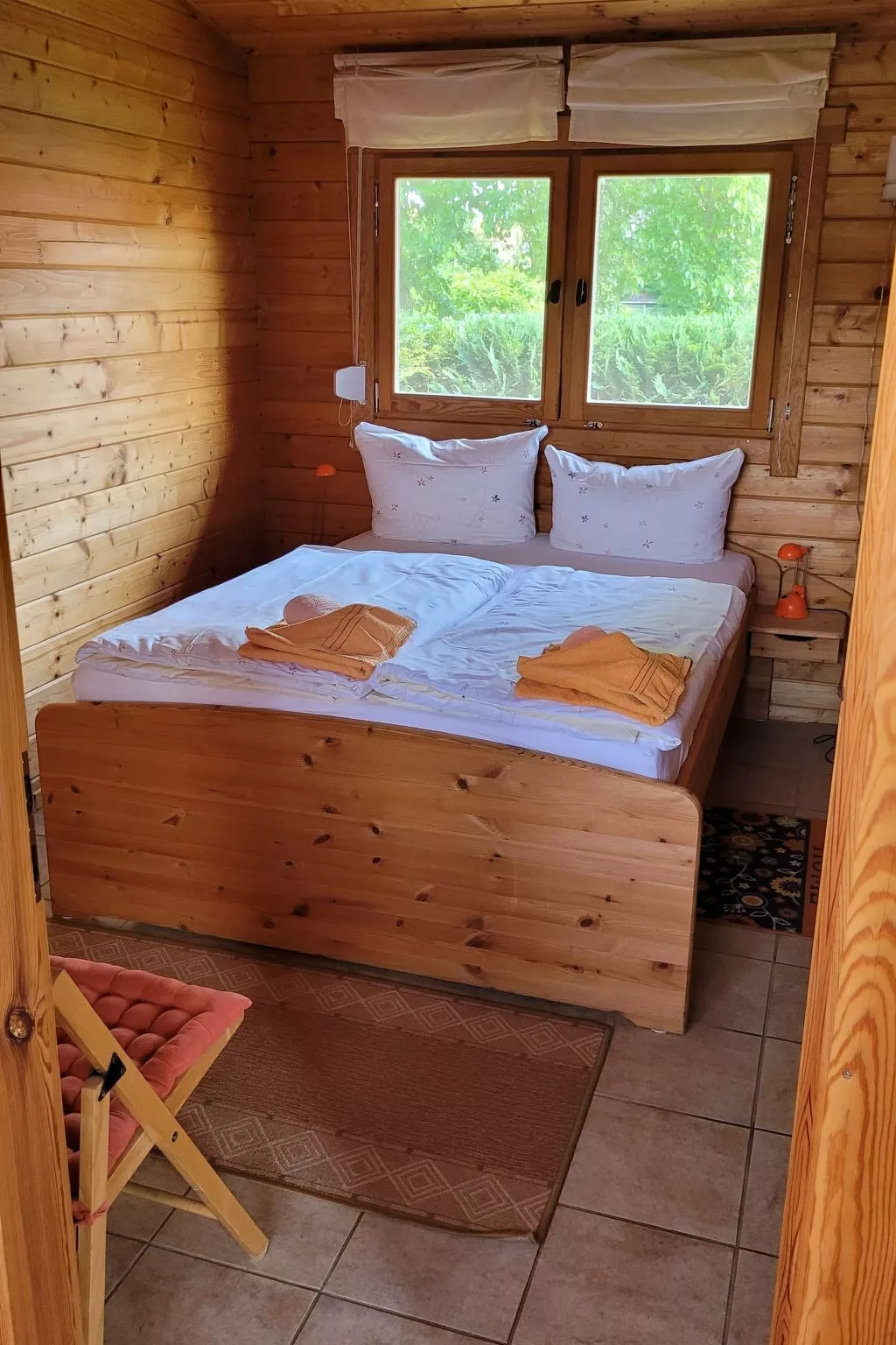 Mit Terrasse-Drinnen