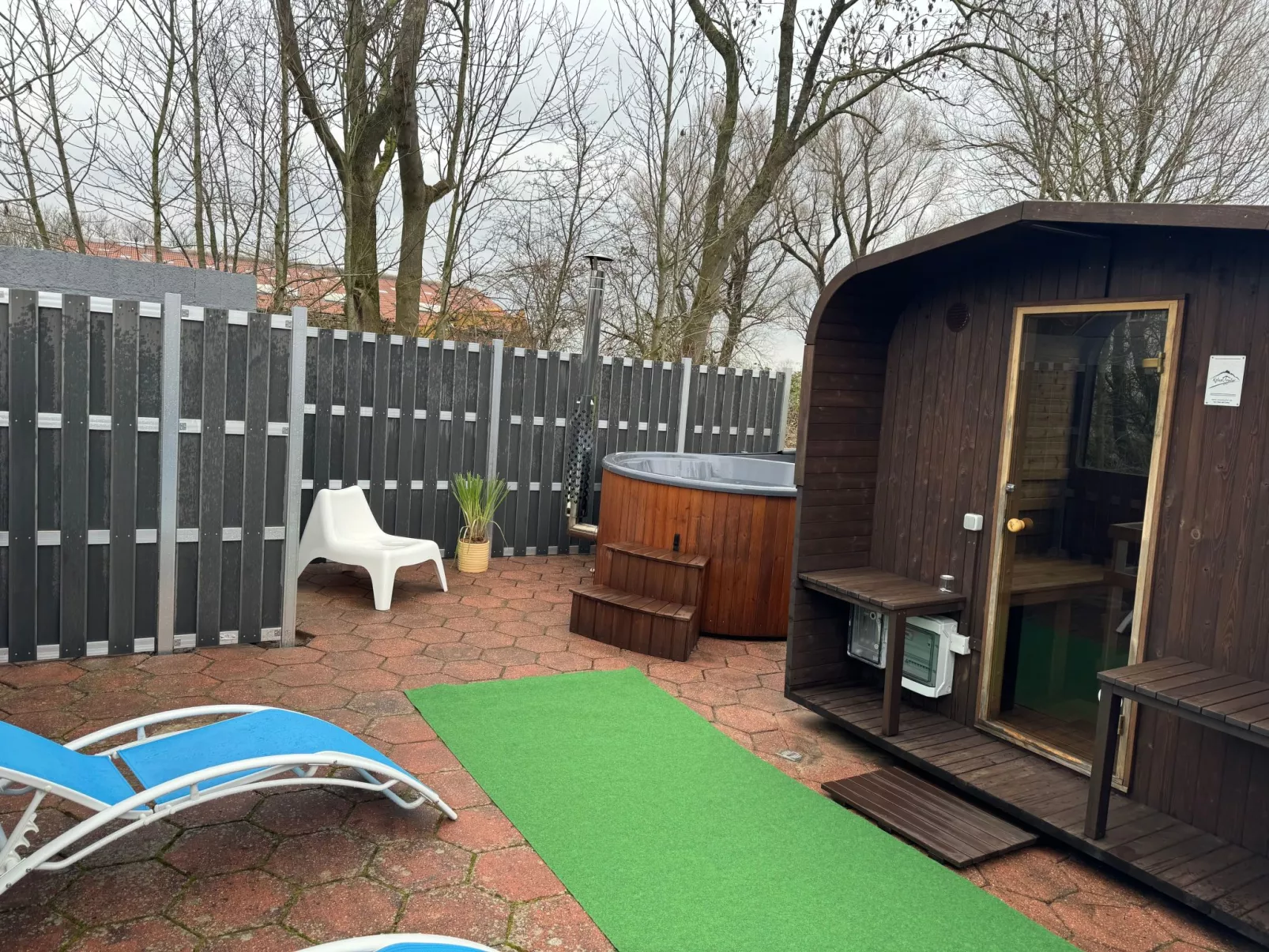 Appartement mit Pool-Dehors