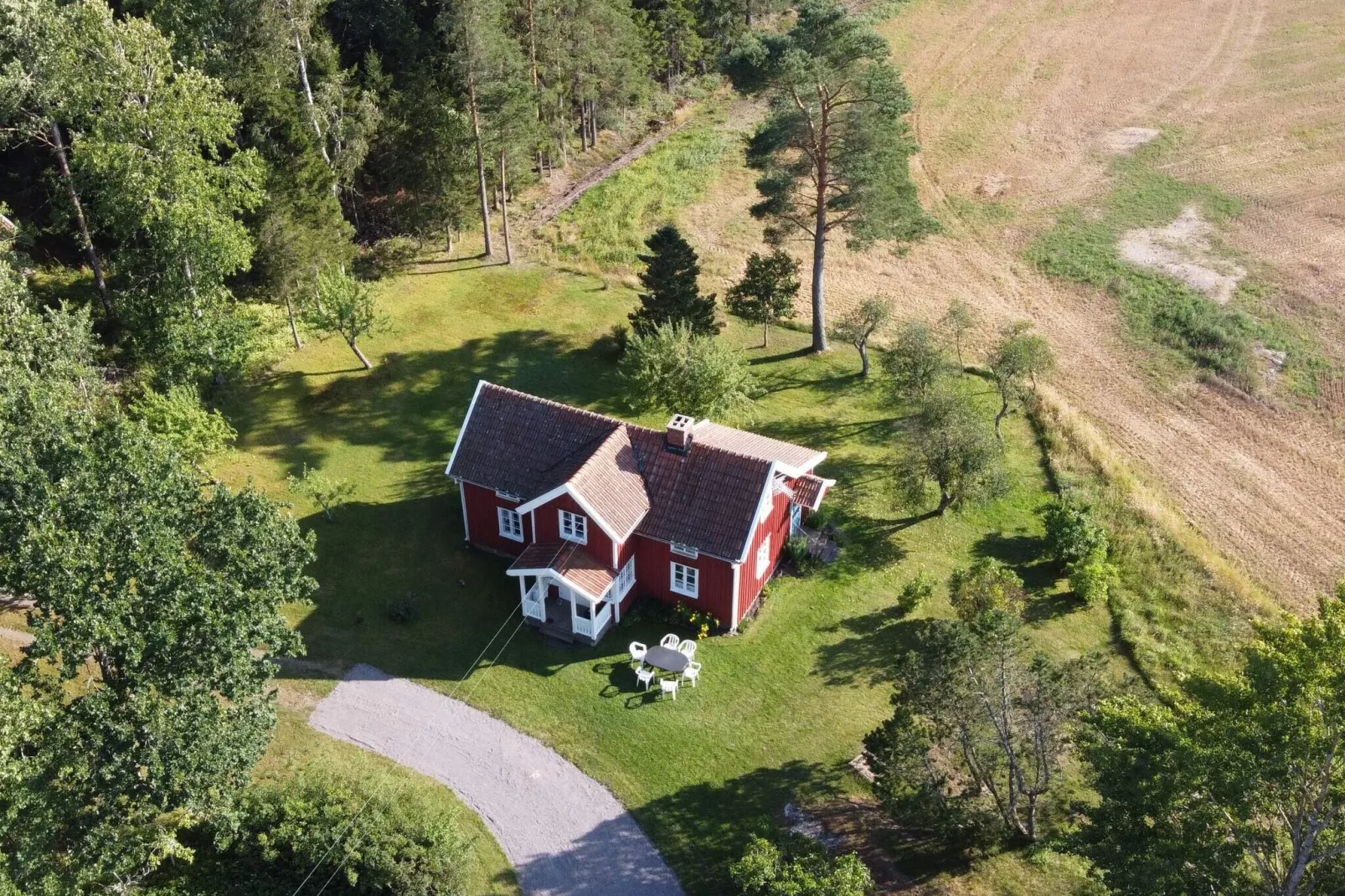 6 person holiday home in GRÄSTORP-By Traum
