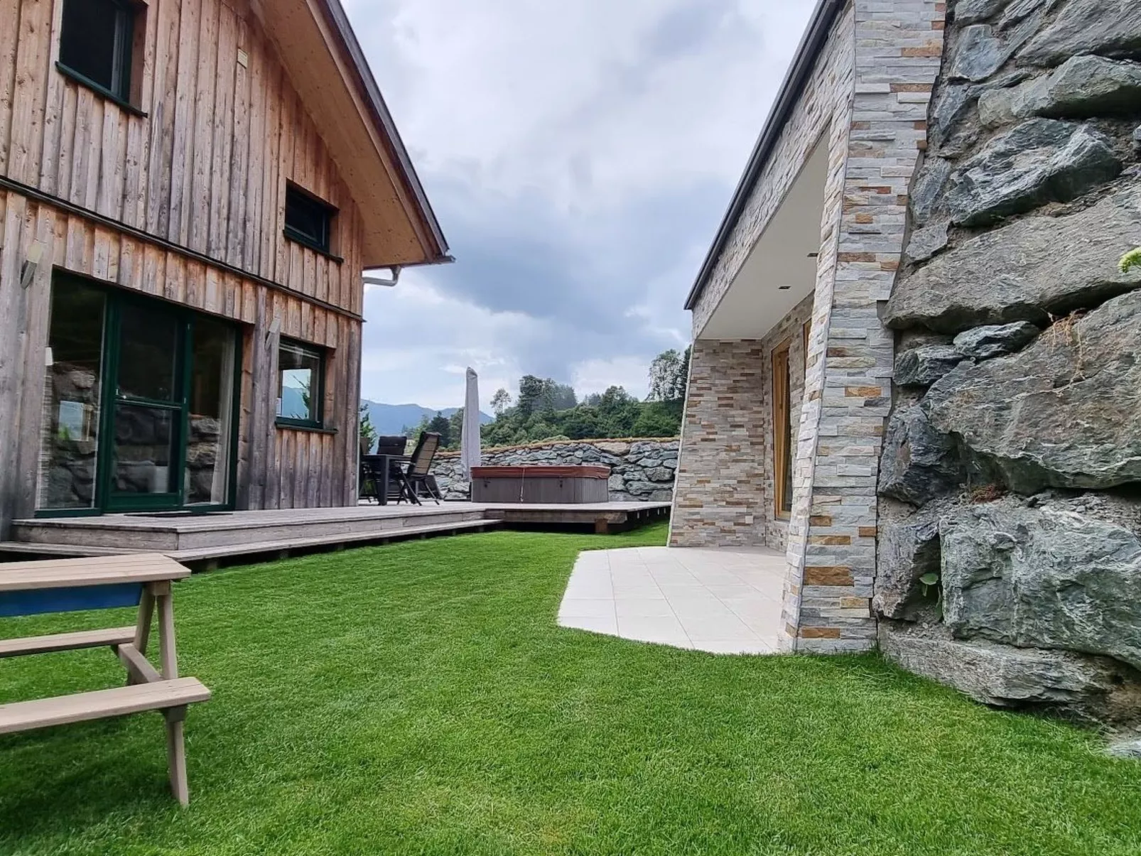 Wellnesschalet-Draußen