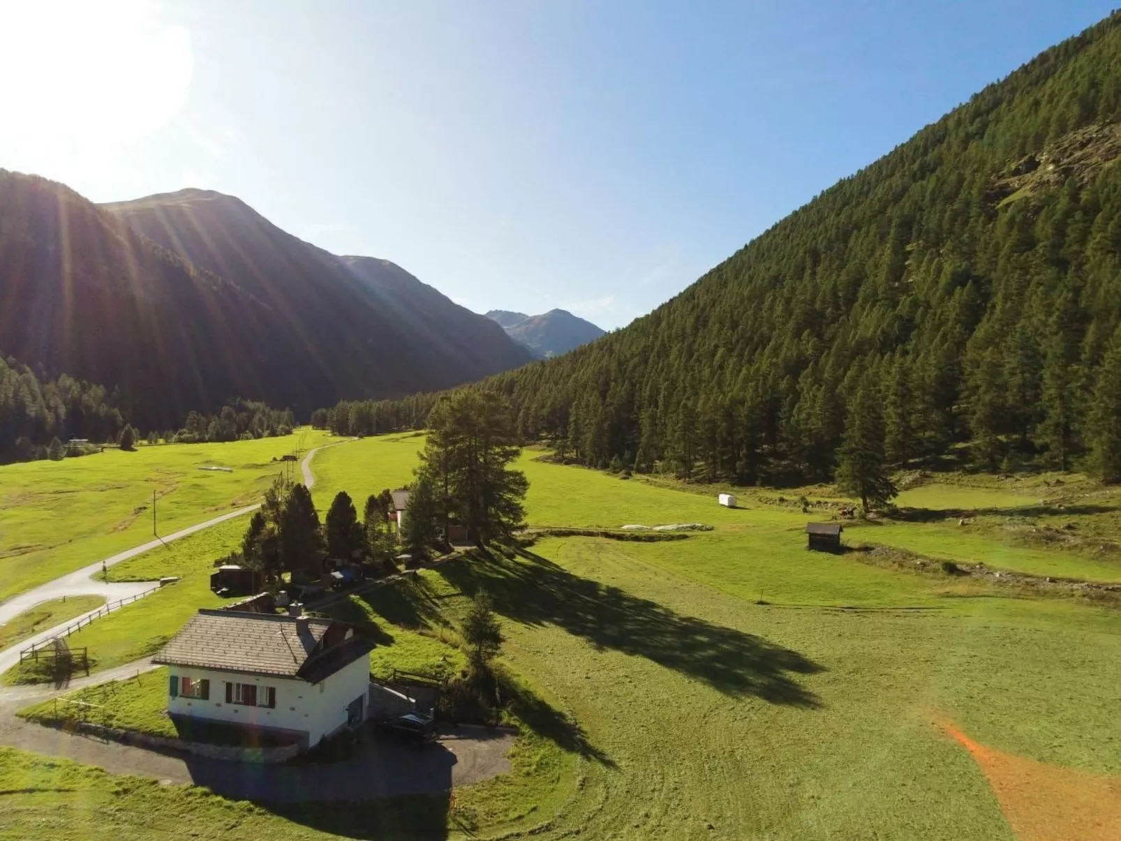 Gemütliches Chalet im Tal von Susauna-Outside