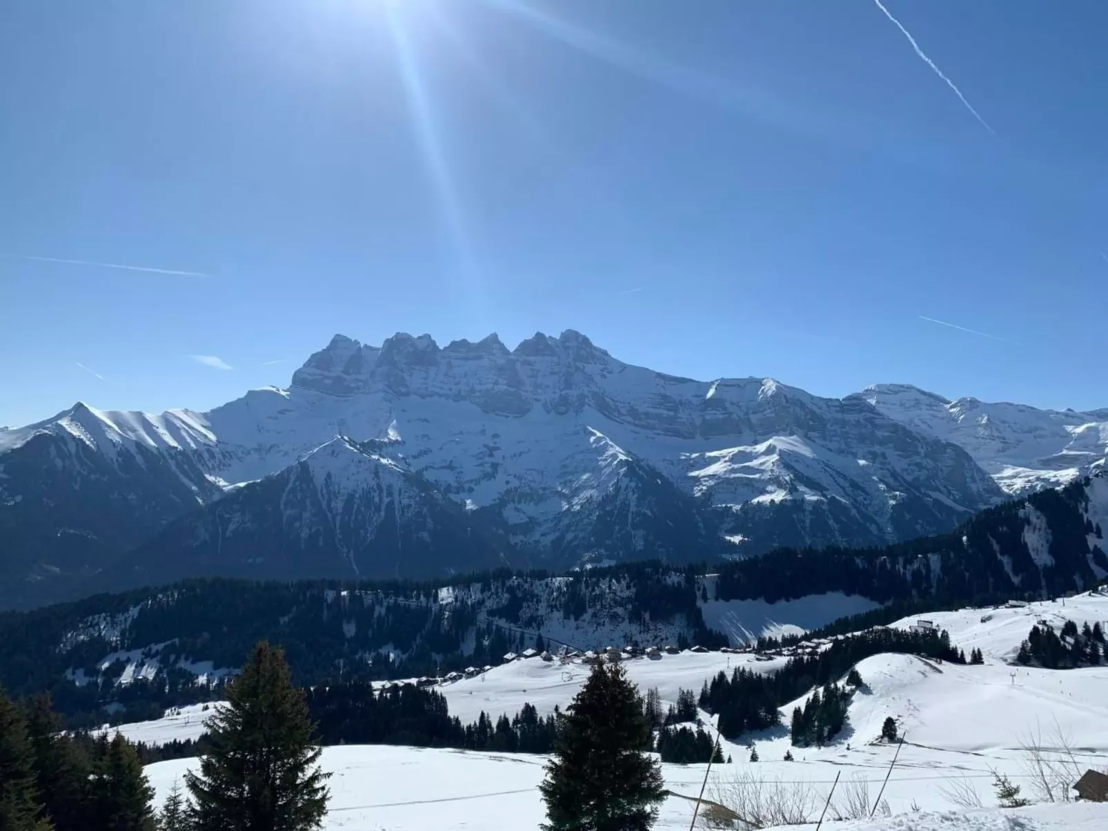 River App., Morgins-Image-tags.info