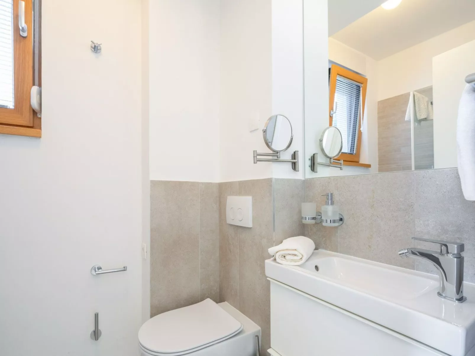 Villa mit Hydromassage und beheiztem Pool-Inside