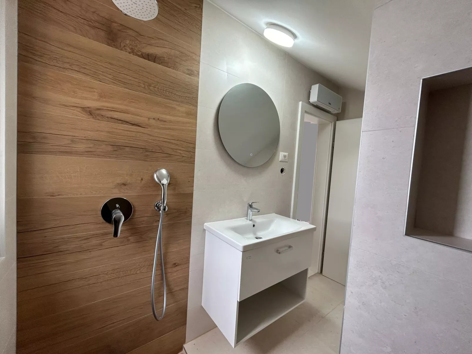 Villa Olivia mit Pool - Spielplatz - Meerblick-Inside