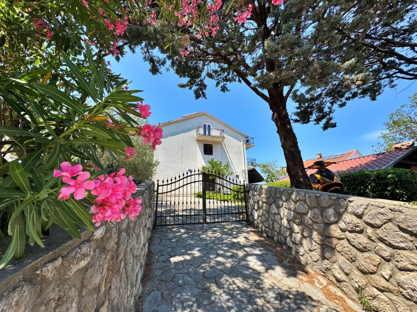 Apartment Lure-Drinnen