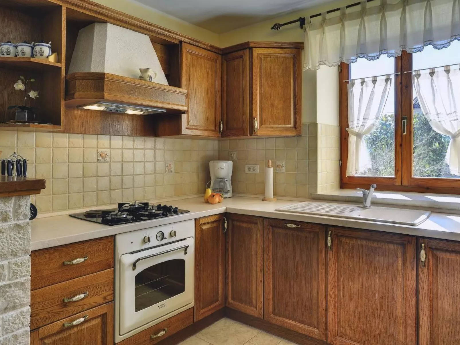 Appartement in Rakalj mit Großem Garten und Panoramablick-Image-tags.info