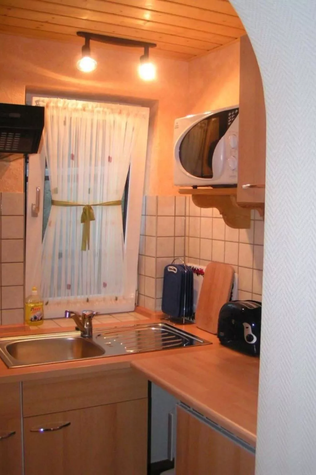 Ferienbungalow mit Terrasse und Angelplatz-Inside