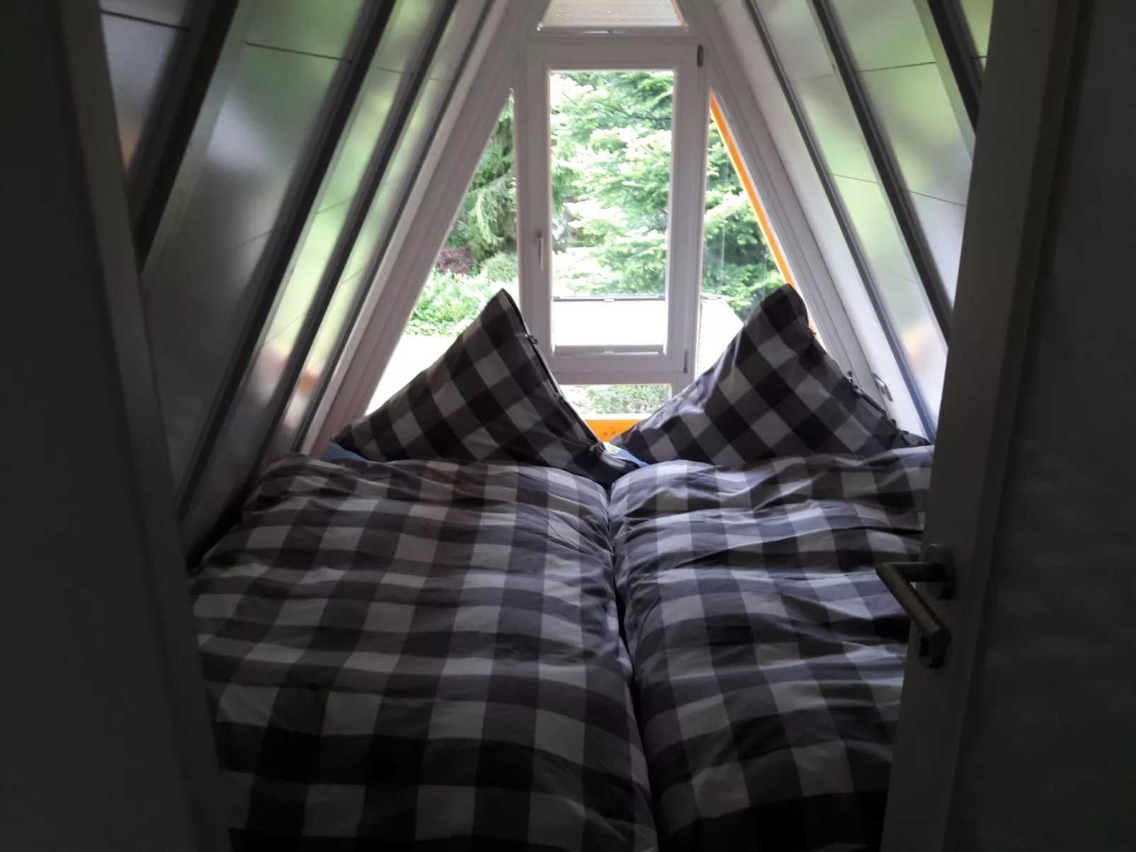 Freistehendes Nurdachaus im Ferienpark Schellbronn-Dedans