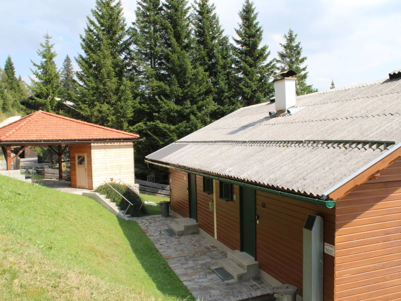 Gemütliche Almhütte direkt im Skigebiet-Drinnen