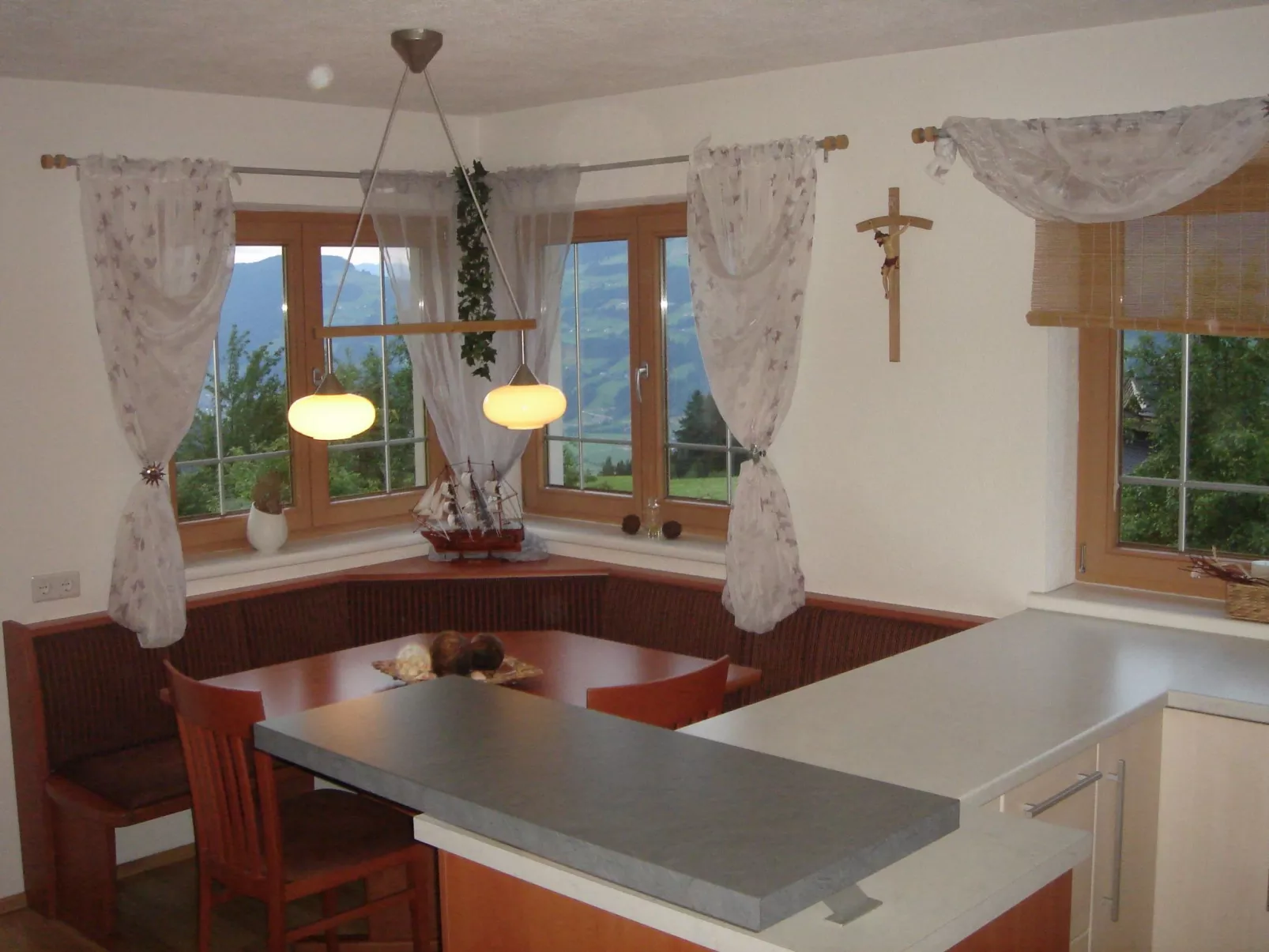 Mit Panoramaterrasse in Fügenberg-Inside