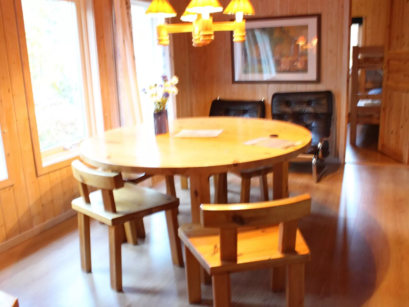 "Skogsmullehaus" mit Terrasse-Drinnen