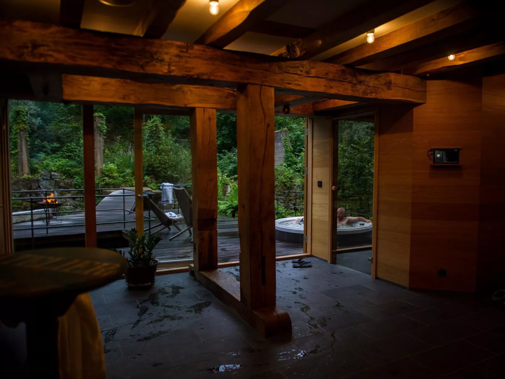 Direkt am See gelegen-Dedans