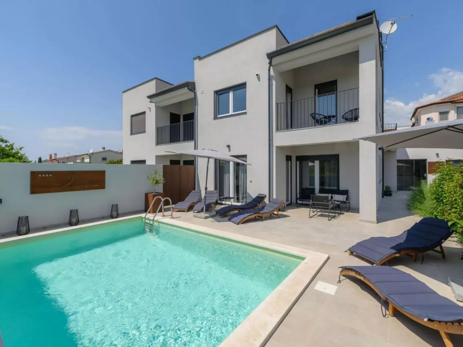 Villa Diva Exclusive-Outside