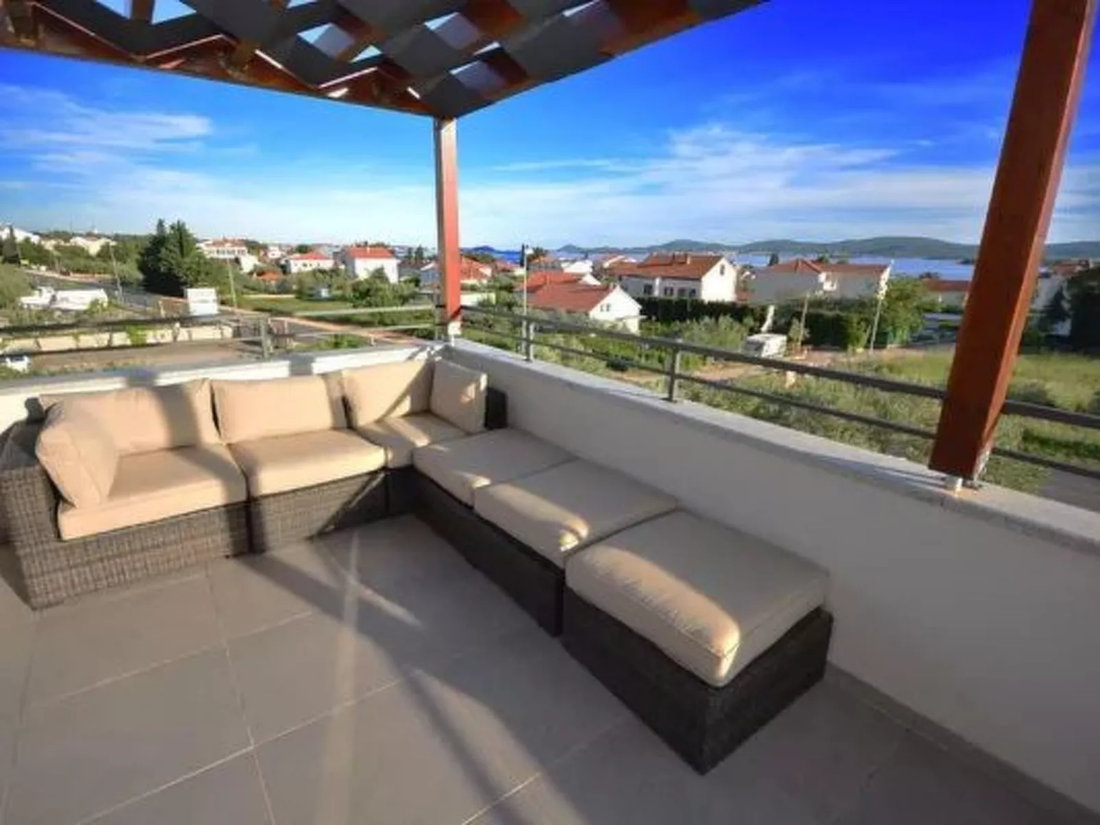 Komfortable Wohnung mit privatem Jacuzzi-Dedans