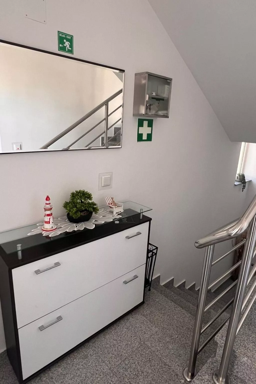 Wohnung "Ivić 2" mit Terrasse-Drinnen