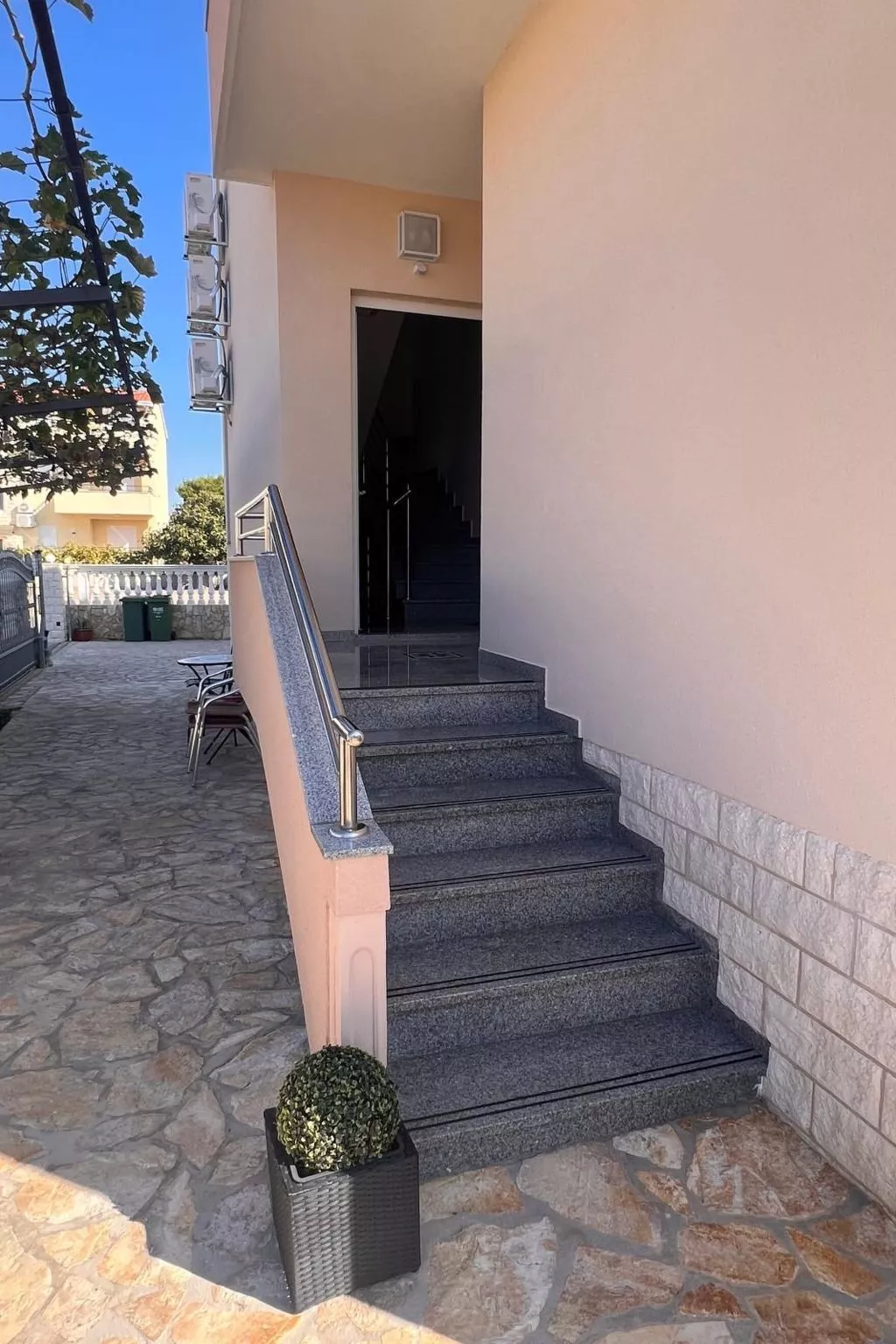 Wohnung "Ivić 4"-Draußen