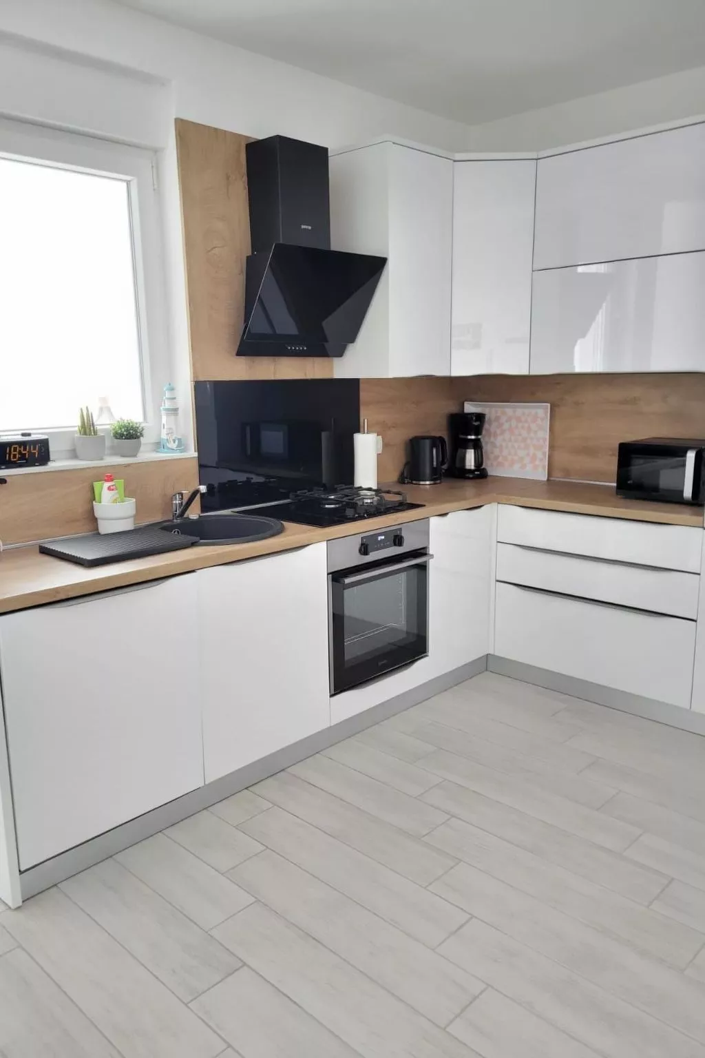 Appartement Dani am Strand mit herrlichem Meerblick-Drinnen