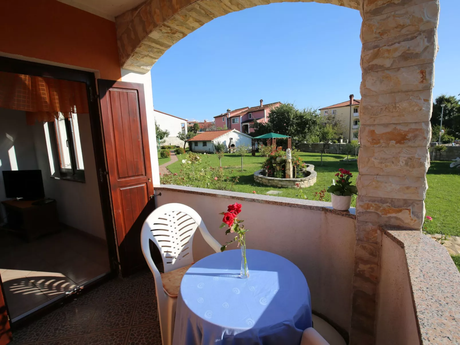 Villa Linet 3-Inside