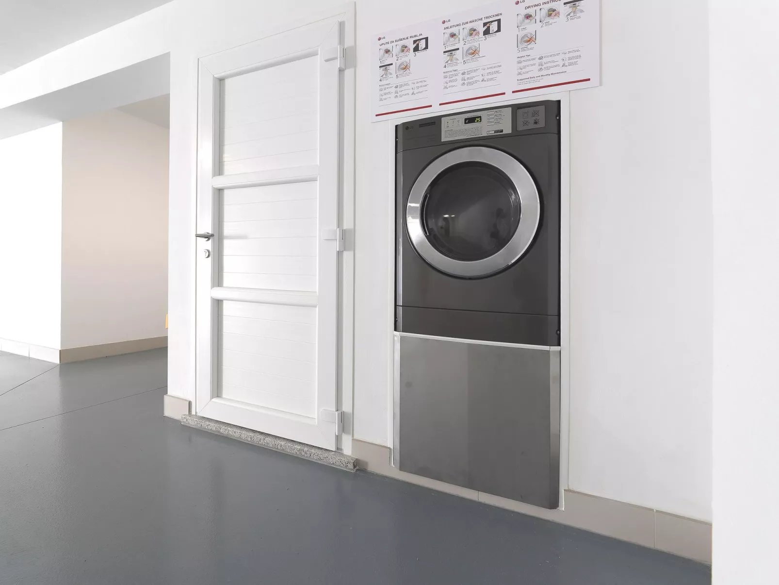 Camelia-Image-tags.info