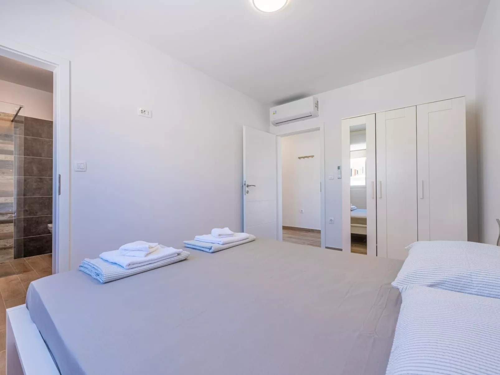 Villa Stocozzi-Inside