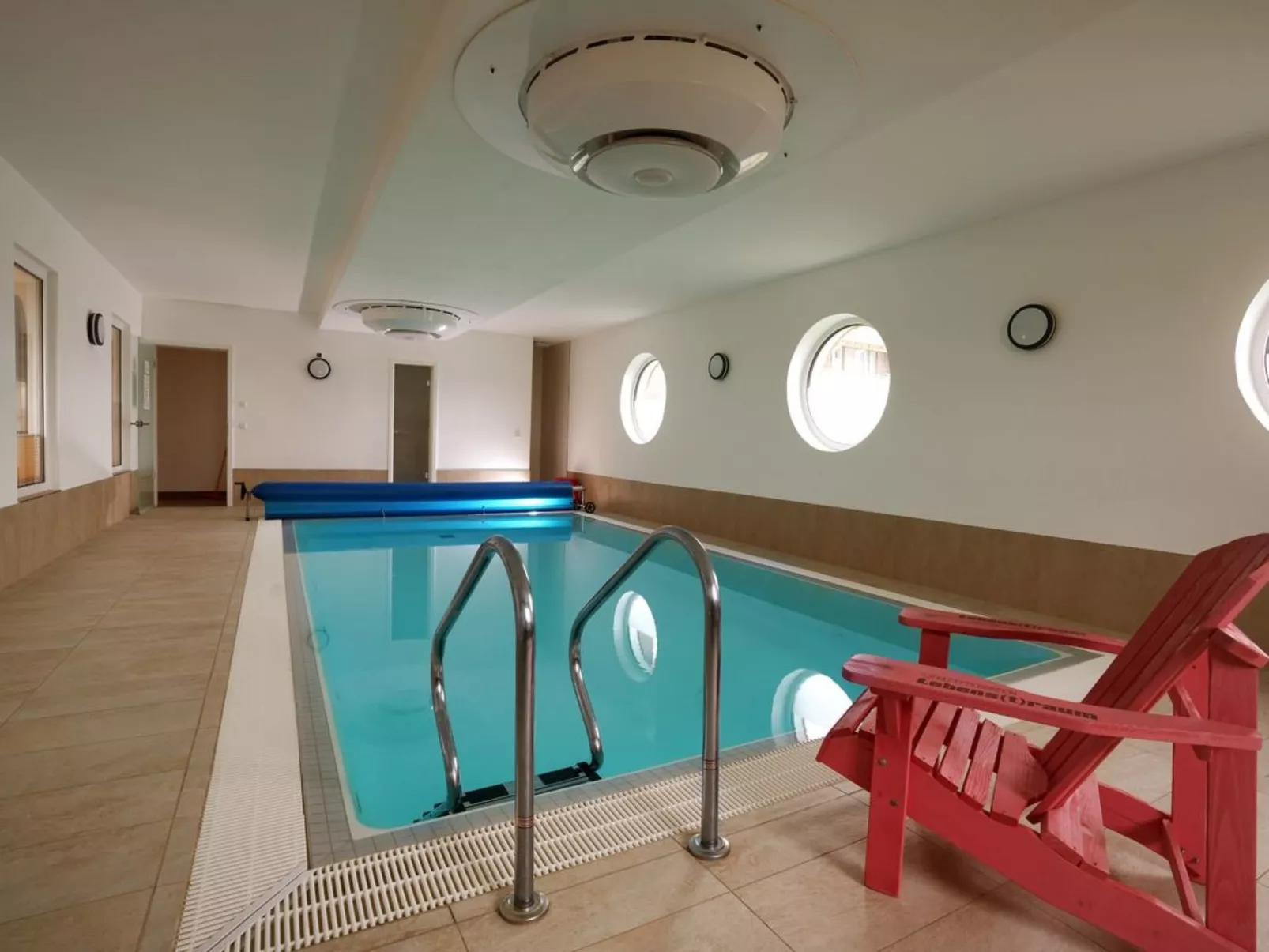 Ferienvilla in Hohenkirchen mit Privatem Pool Birdieweg 11a-Dedans