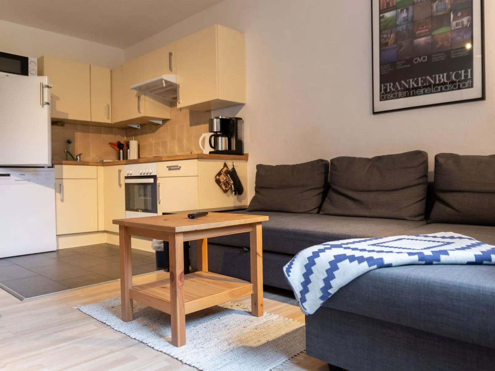 Mit zwei Schlafzimmern und Terrasse-Dedans