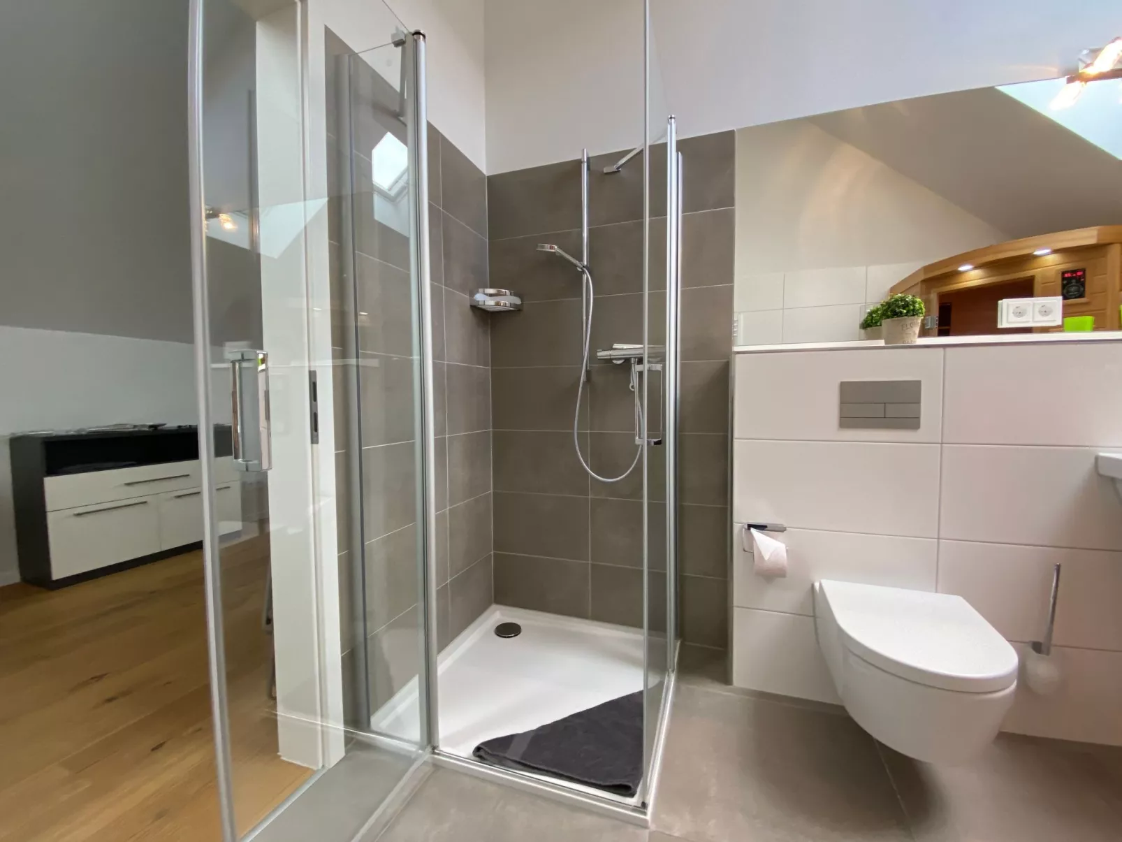 Penthouse Fewo Reeders Topp by Seeblick Ferien ORO-Drinnen