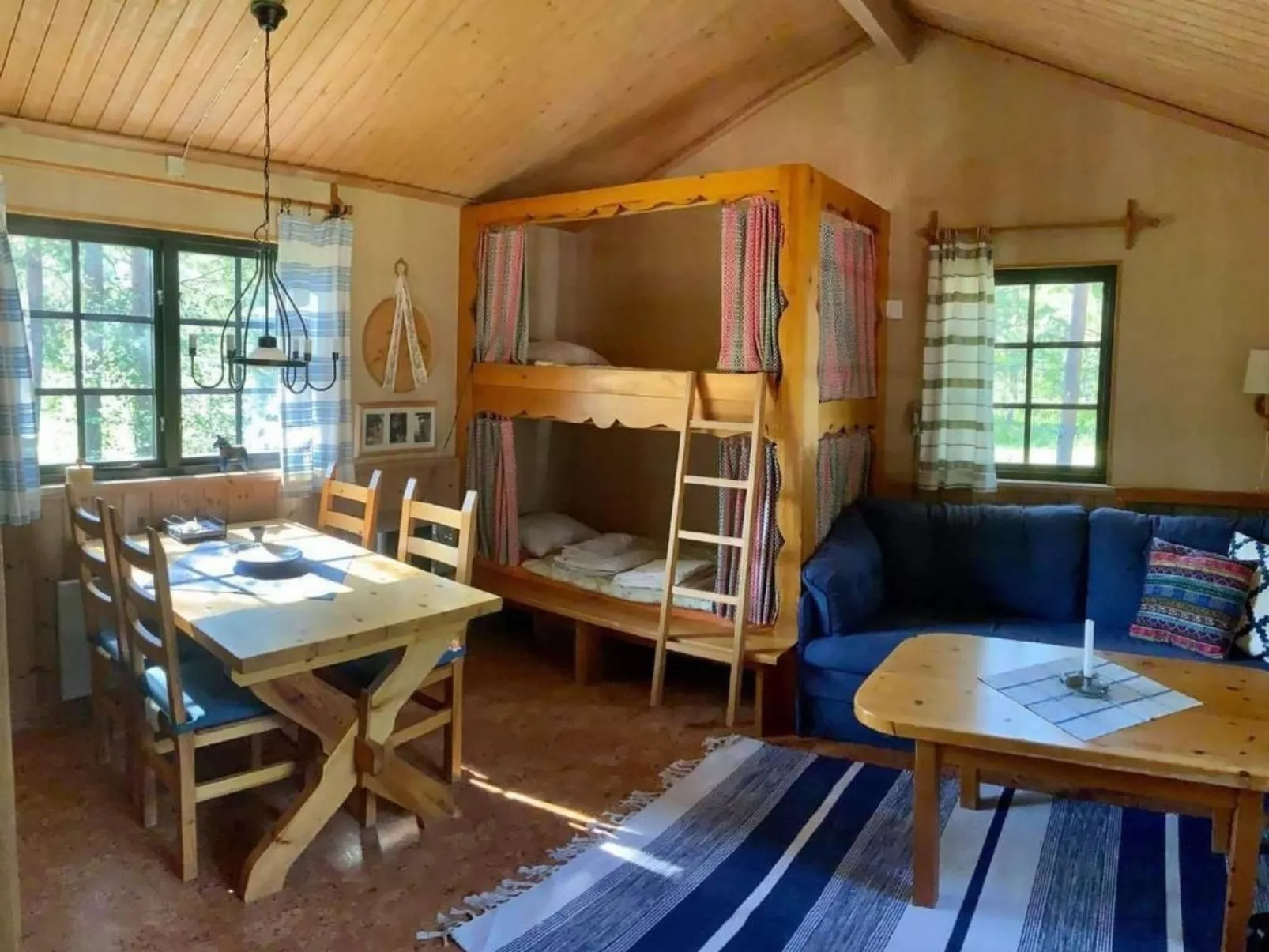 Gunilla-Image-tags.info