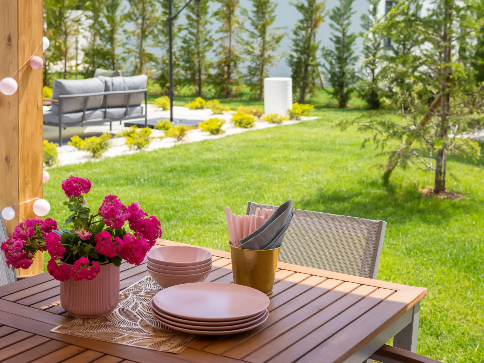 Villa Lu in Oklaj-Image-tags.info