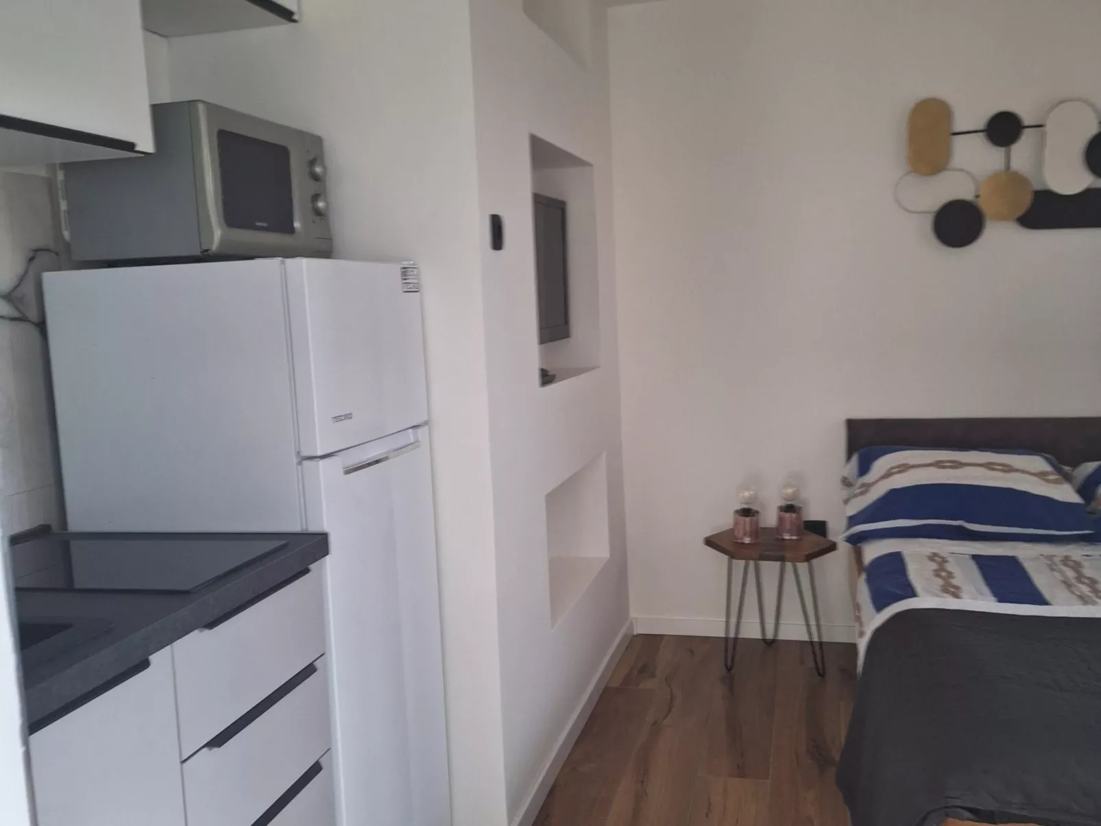 Studio für zwei Personen im Erdgeschoss-Drinnen