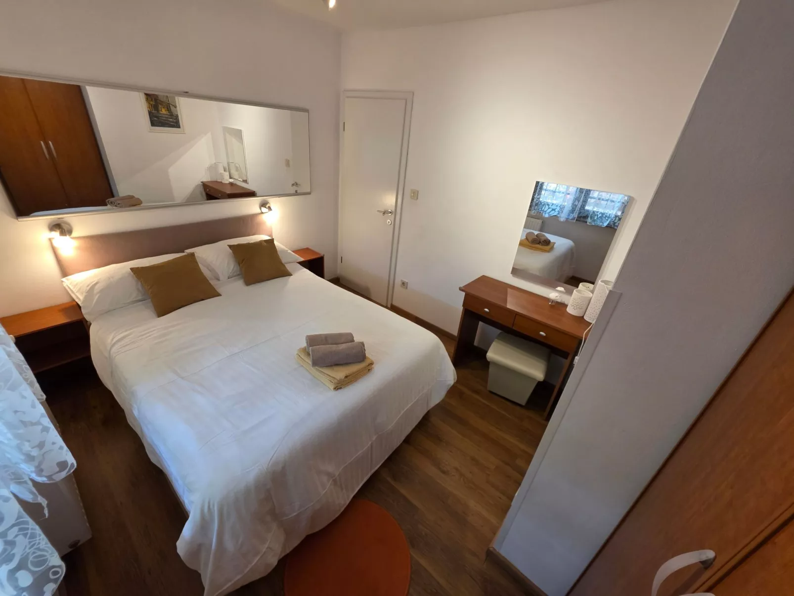 Wohnung mit Terrasse - Gemeinschaftspool-Drinnen