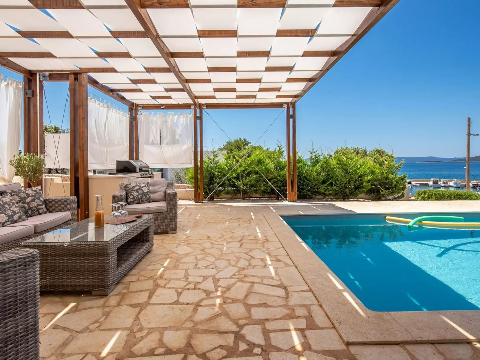 Villa Gellia-Drinnen