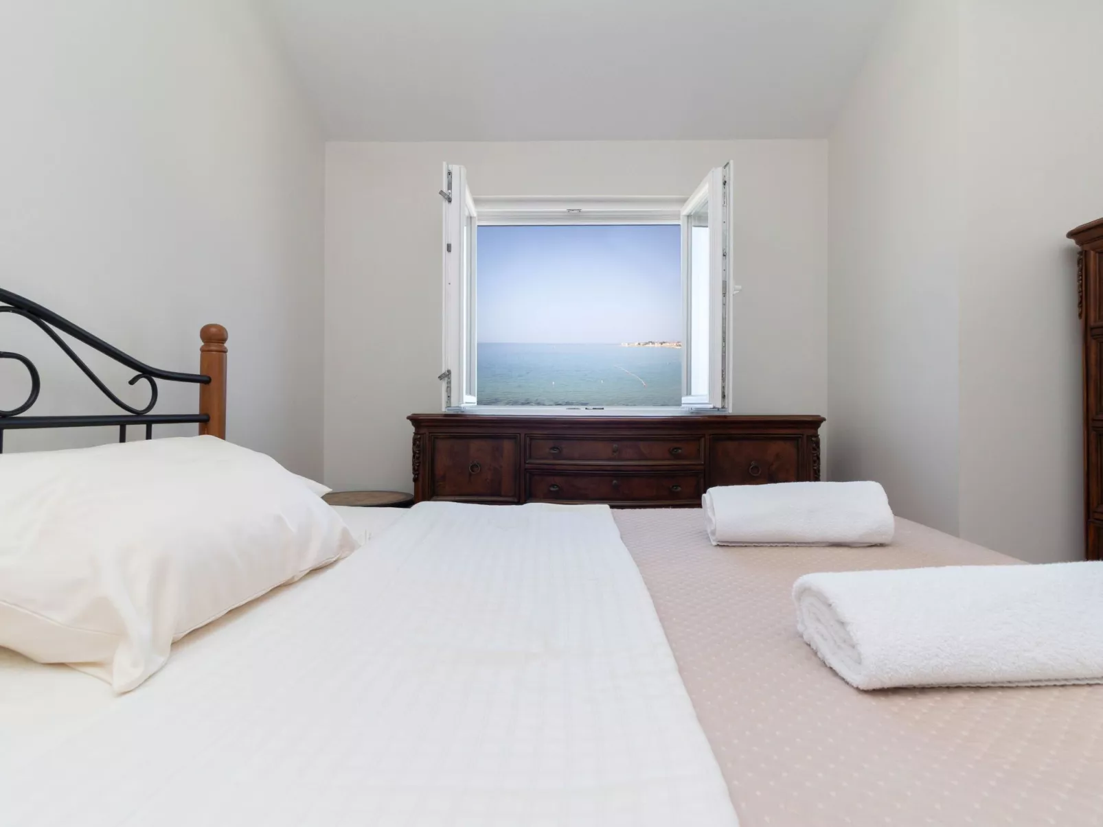 NEW Beachfront Wohnung mit Meerblick - TA Leut-Dedans