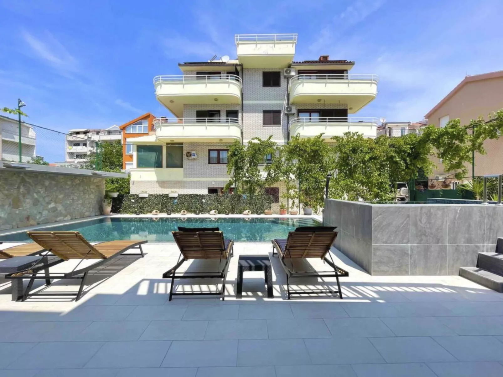 Charmante Wohnung Villa Ana Nr.2-Draußen