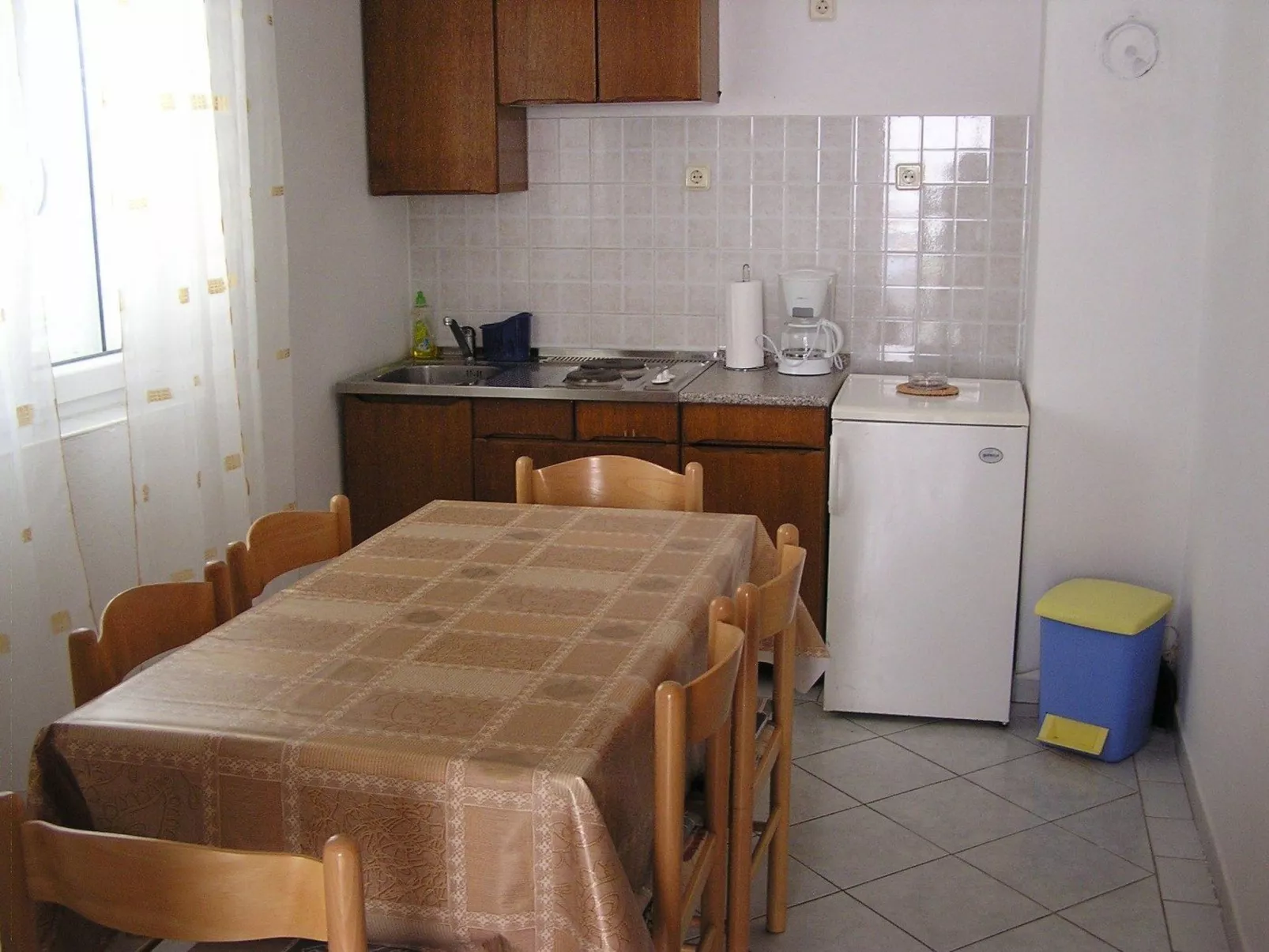 Für 2 Personen  + 1 Kind ca. 30 m&sup2; in Šilo, Adriaküste Kroatien (Kroatisch-Image-tags.info