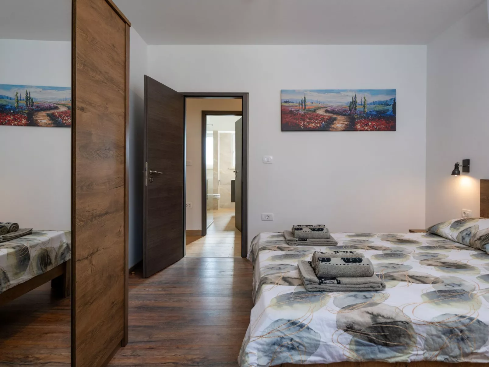 Villa "Francesca" mit Garten, Grill und Pool-Inside