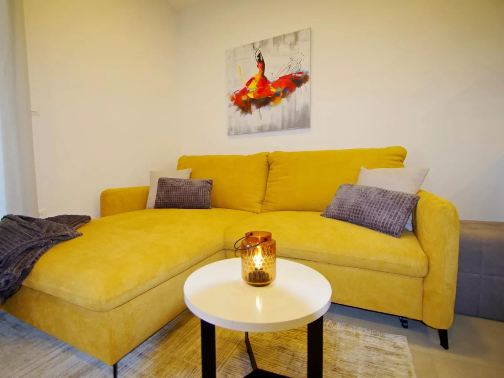 "Cala" mit Balkon-Drinnen