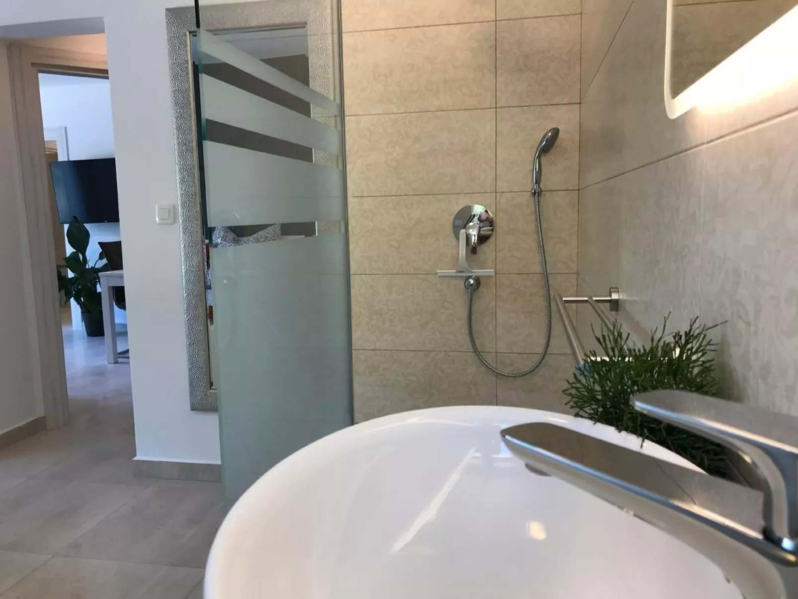 Rijeka-Image-tags.info