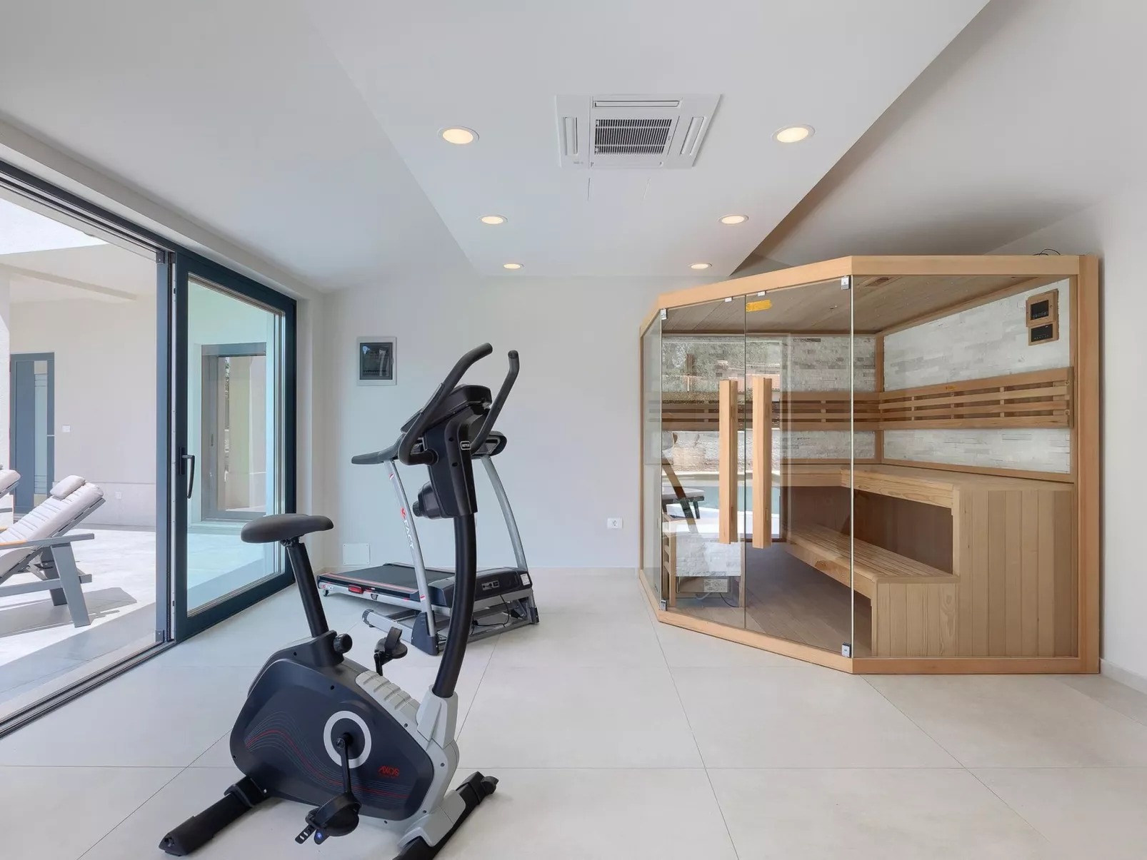 Villa Cascada-Inside