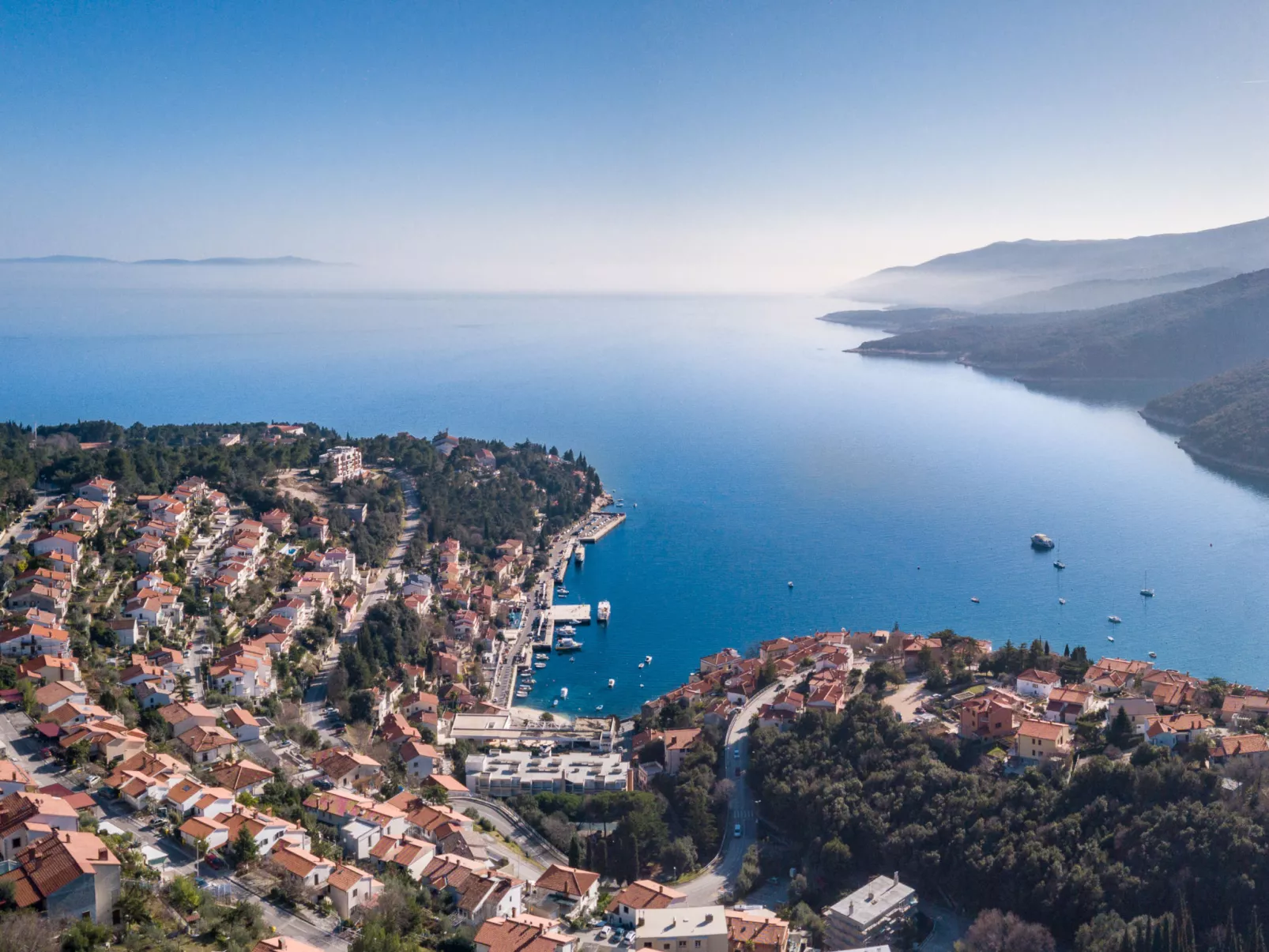 "Sunny View A2C" mit Balkon-Environnement