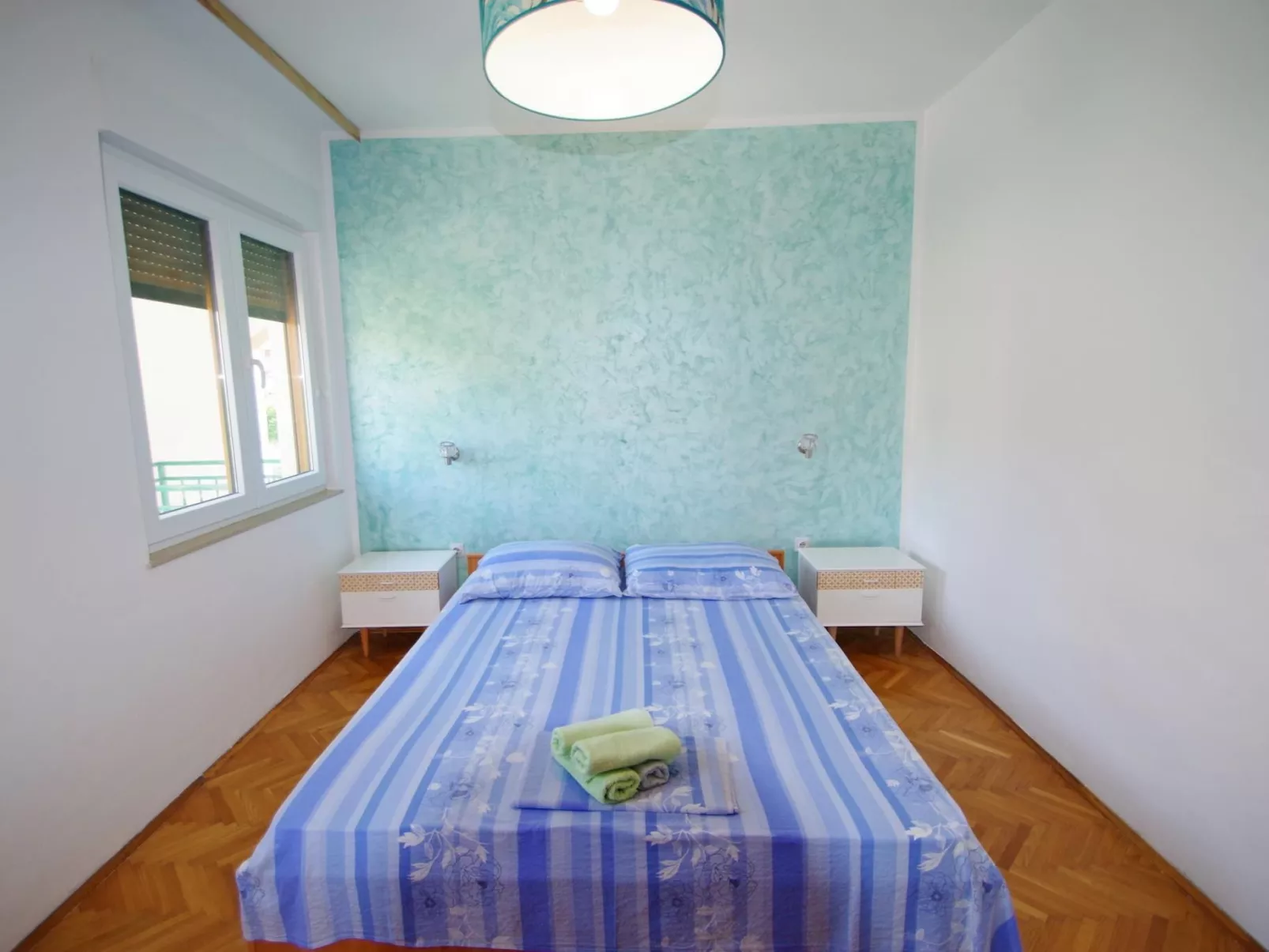 "Gortanova" mit privatem Balkon-Dedans