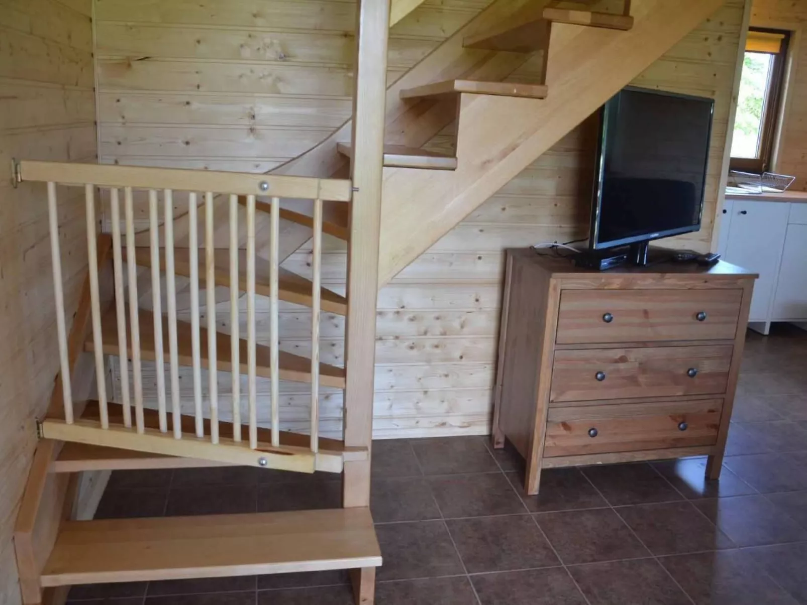 Modernes Ferienhaus in Biebrowo mit Grill, Garten und Terrasse-Dedans