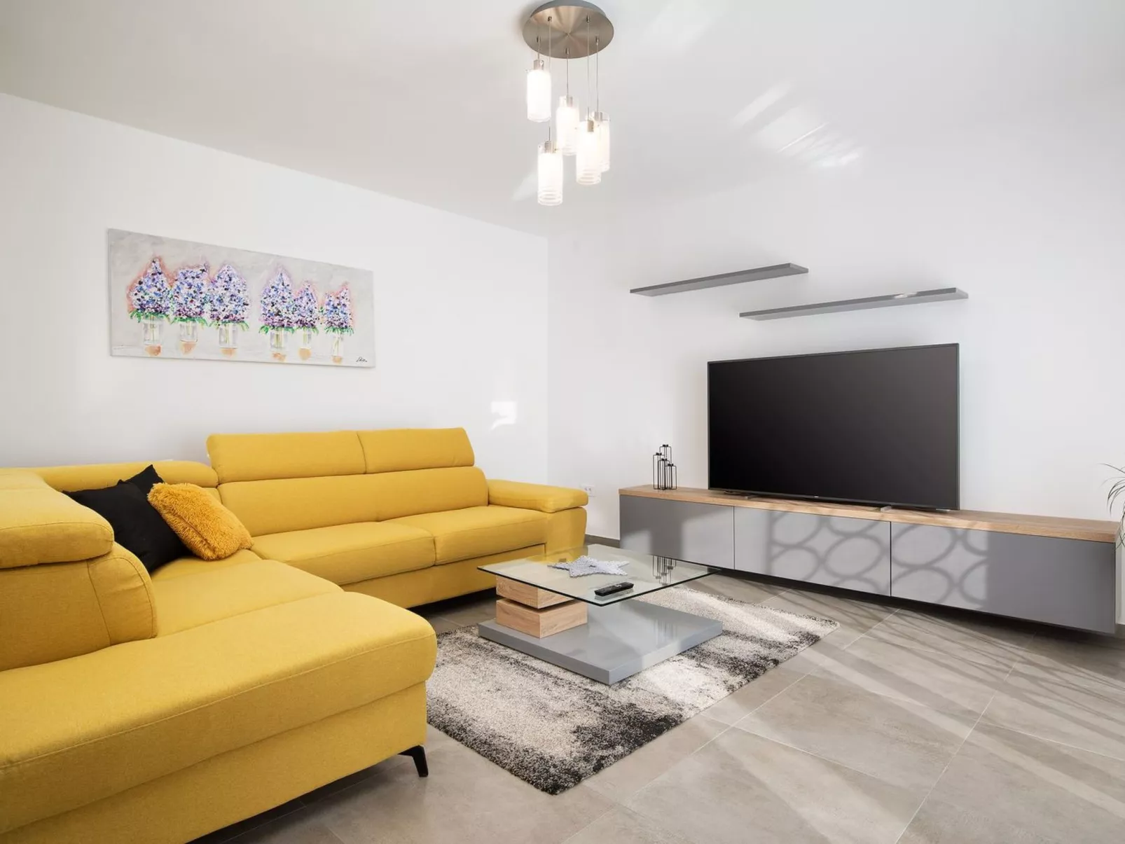 3-Schlafzimmer-Wohnung mit Gemeinschaftspool-Image-tags.info