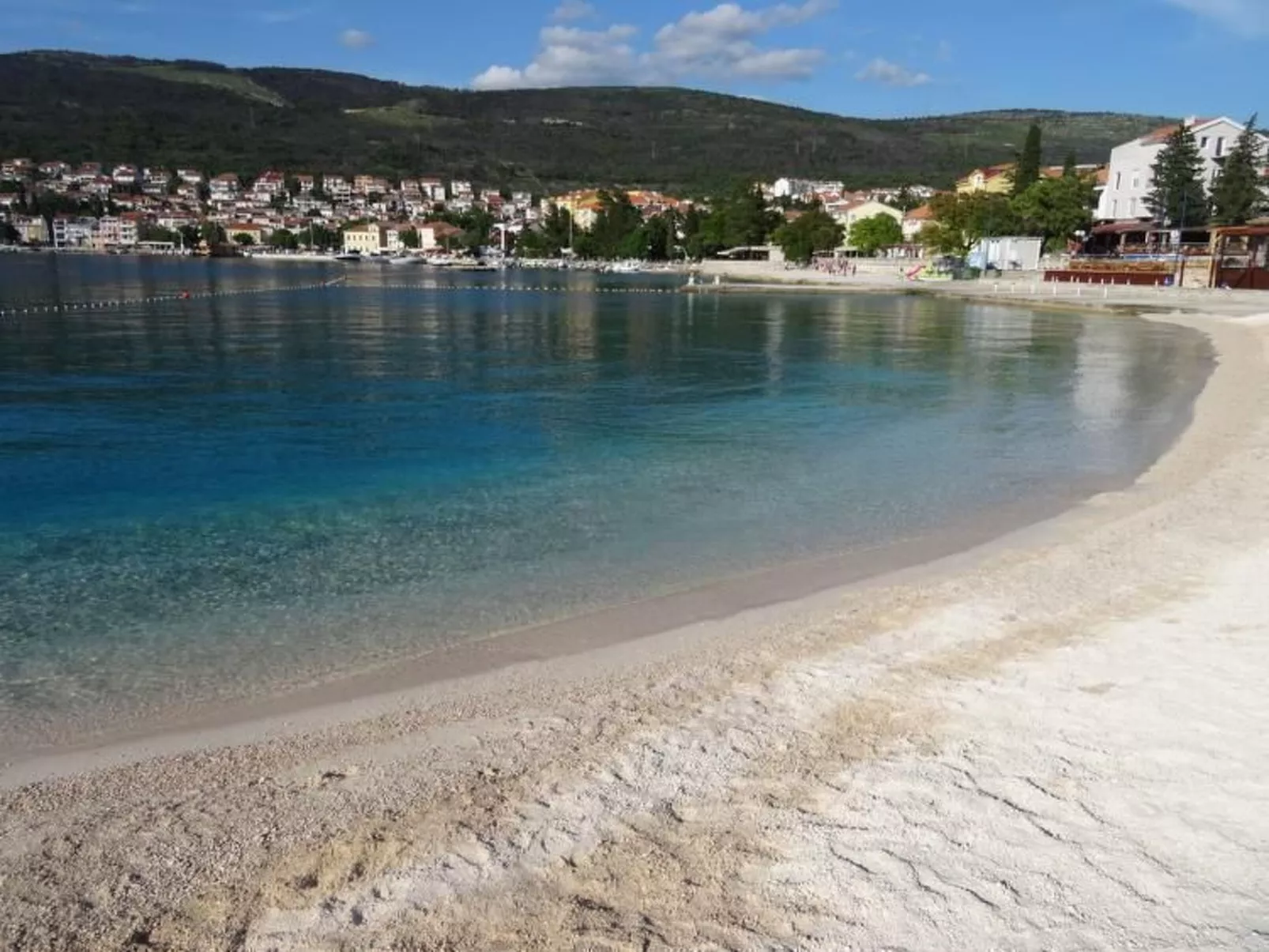 Aquamarine 2 mit Terrasse-Inside