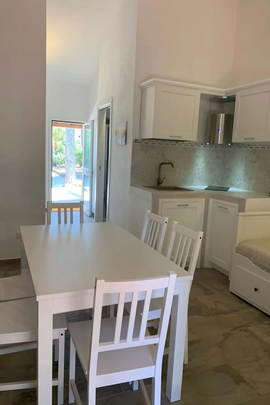 Haus Ulysses in der Nähe des Meeres-Drinnen