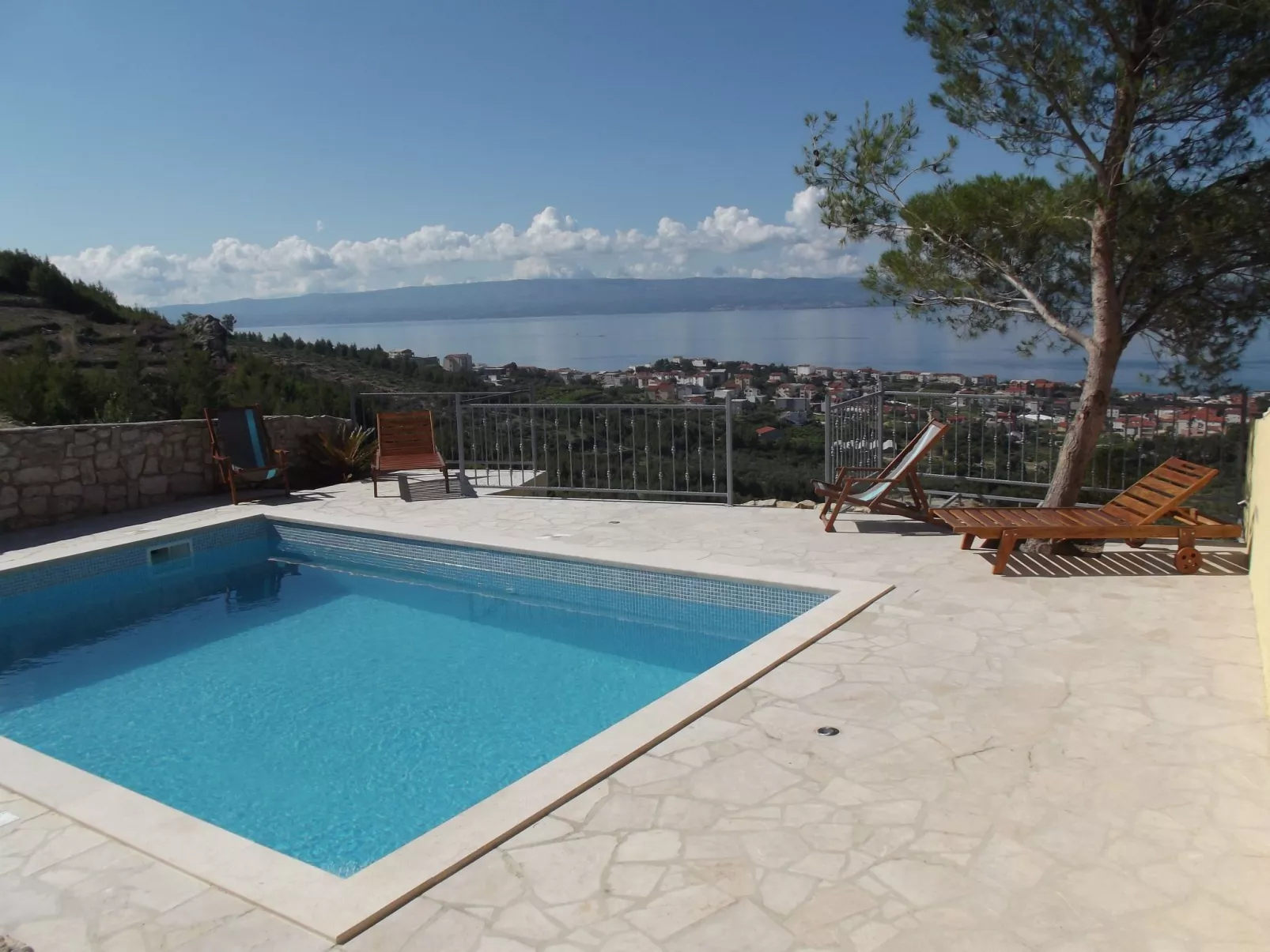 "Villa Petar" mit Infinity Pool-Draußen