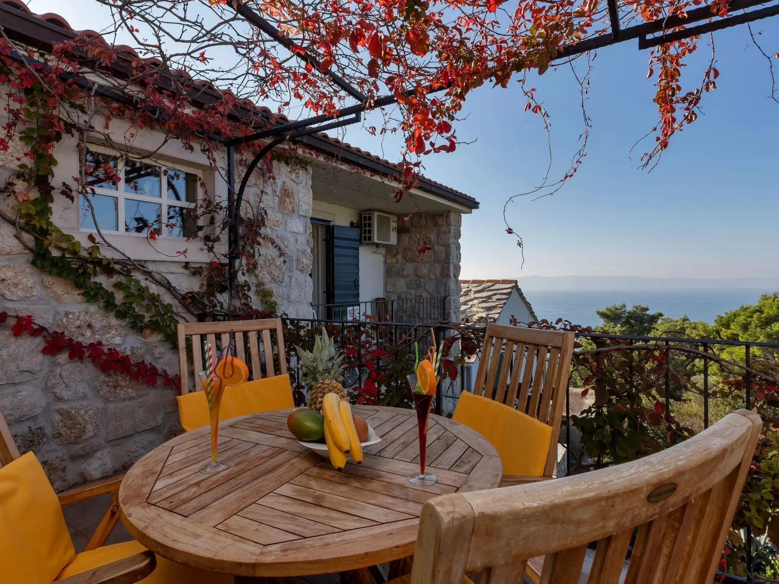 Haus Finestra-Draußen