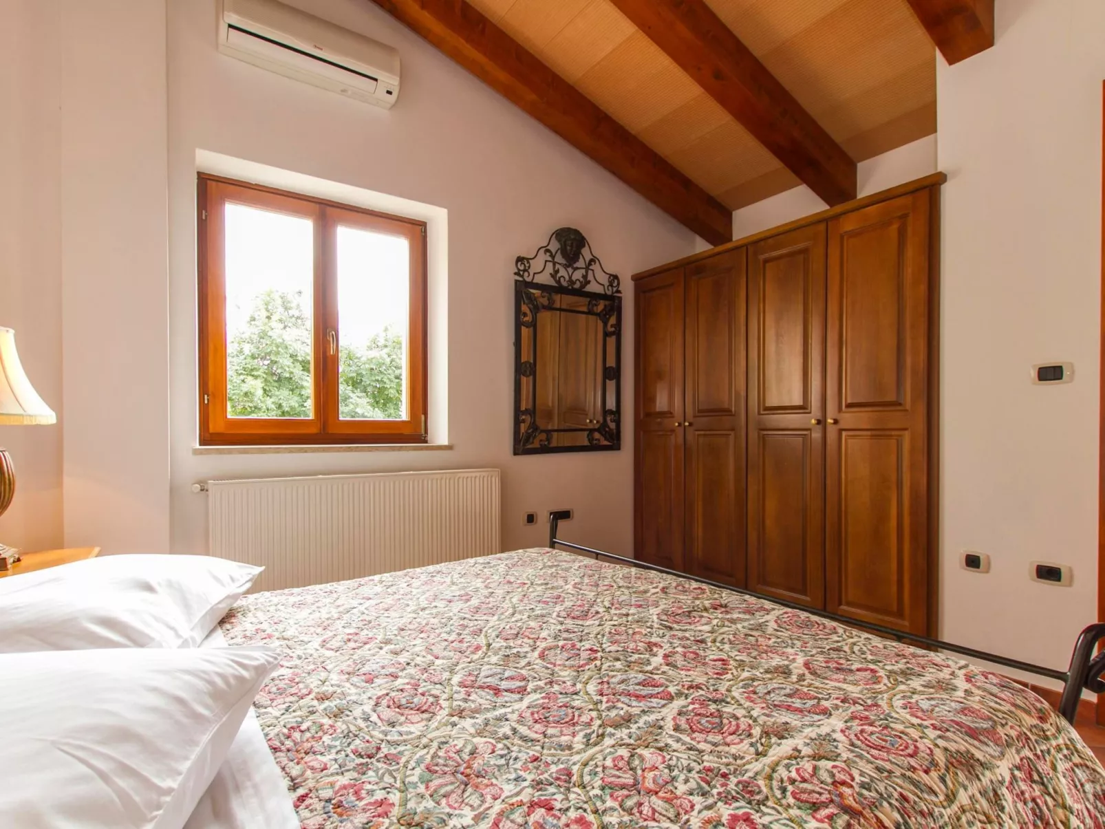 Villa Biljana, mit Zugang zu zwei Gemeinschaftspools-Dedans